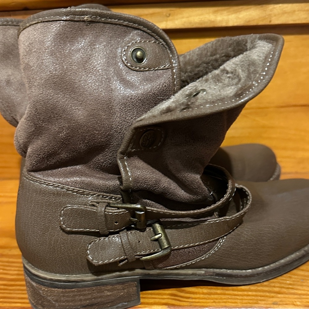 G.H. Bass & Co. Brown Ankle Boots